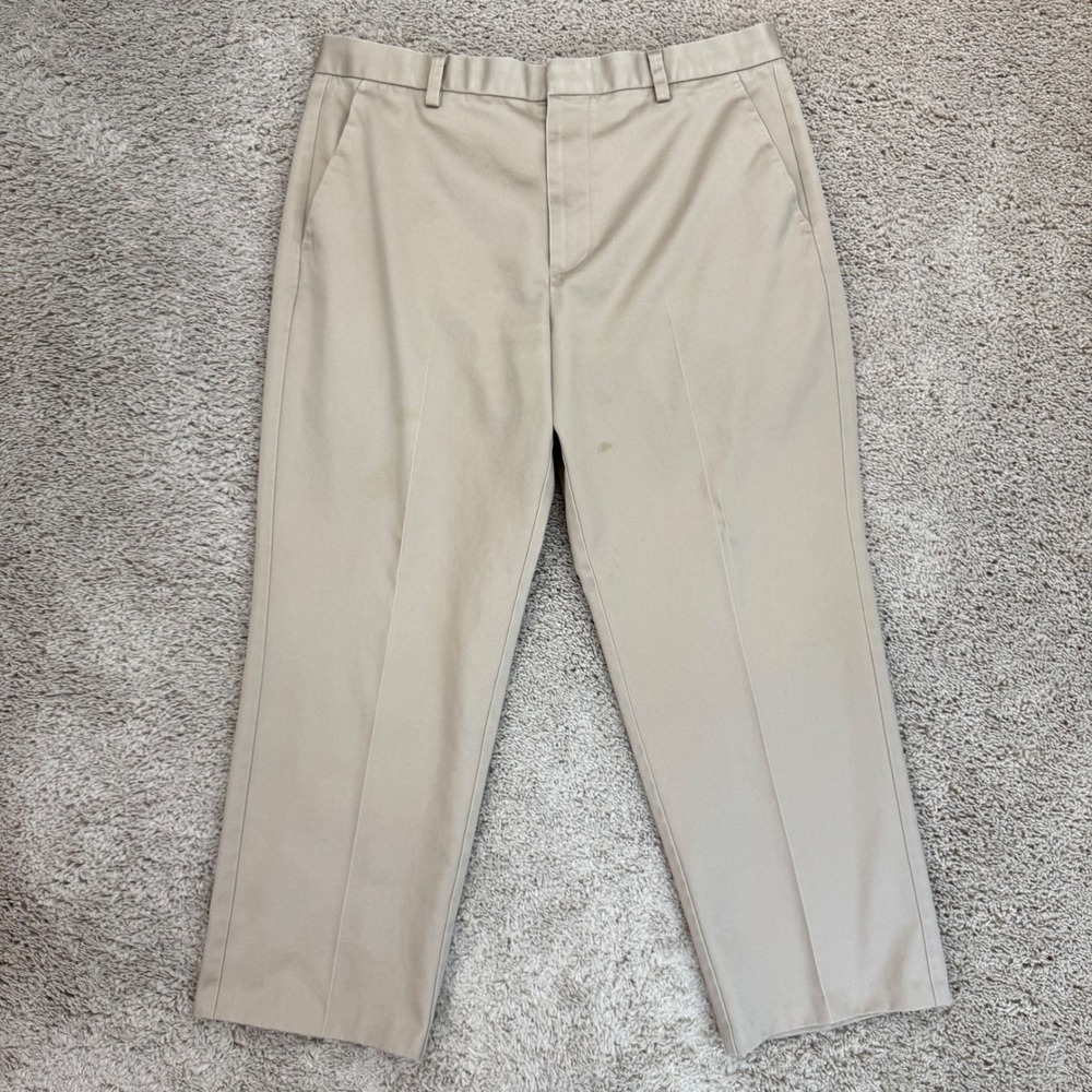 Dockers Pants Mens‎ (36x27 Actual) Khaki Flat Front Classic Fit Cotton Chinos